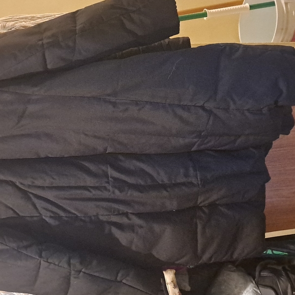 Used black long quilted coat - Picture 5 of 5